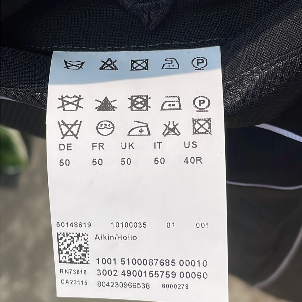 HUGO Boss Tuxedo - Picture 11 of 14